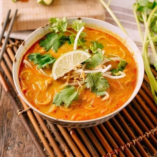 Chicken curry mee